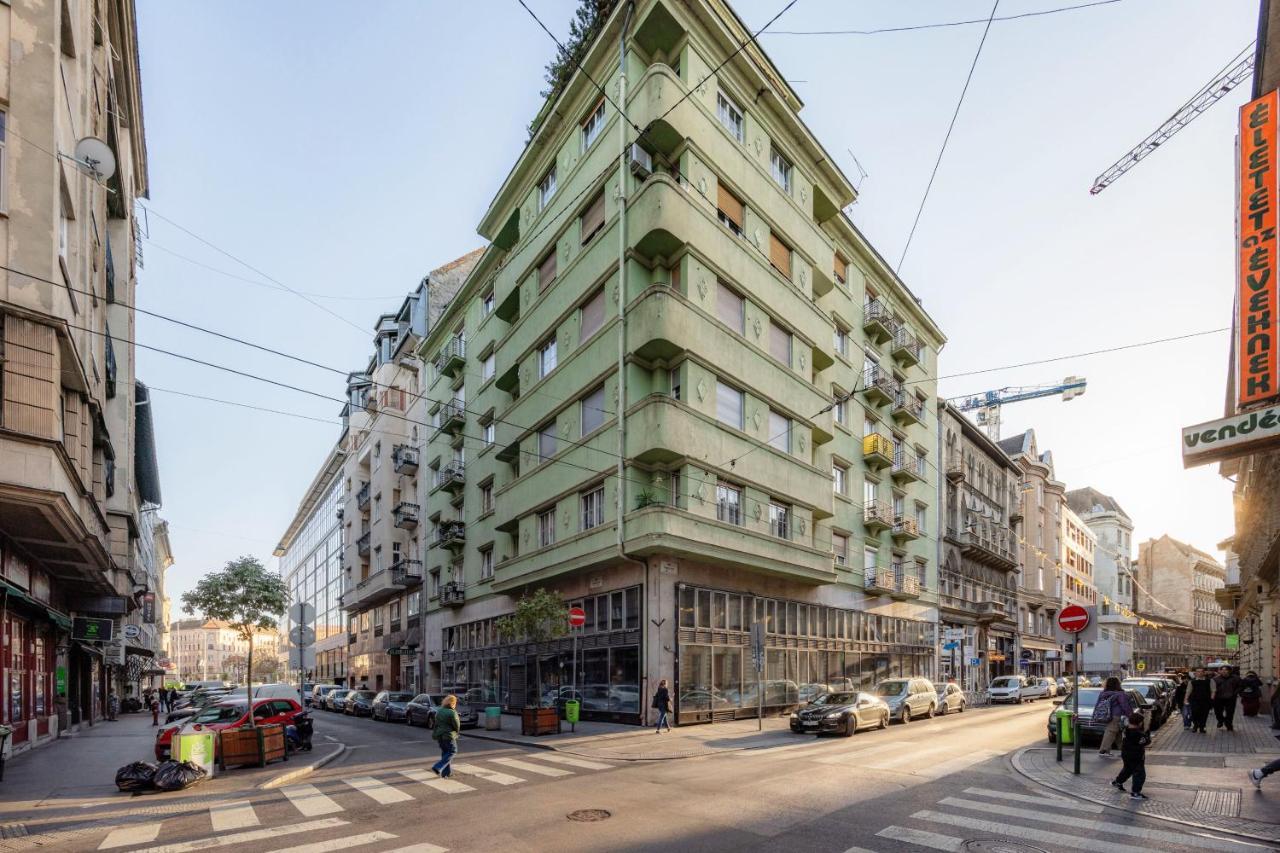 Chill On The Screened Balcony-Budapest Most Historic Landmarks エクステリア 写真